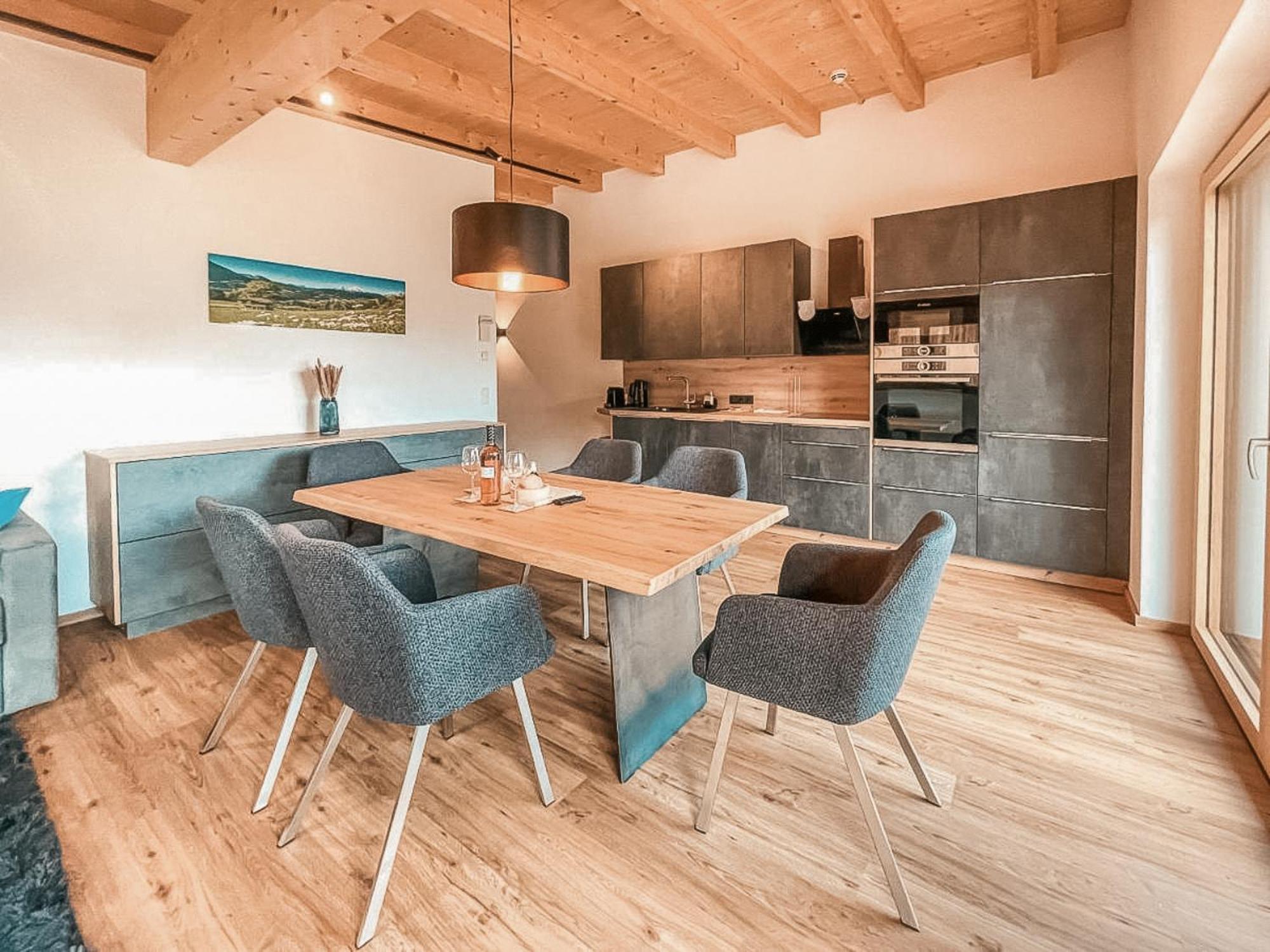 Zillerheart - Balcony Und Car Park By Alpenluxus Appartements Fügen Εξωτερικό φωτογραφία