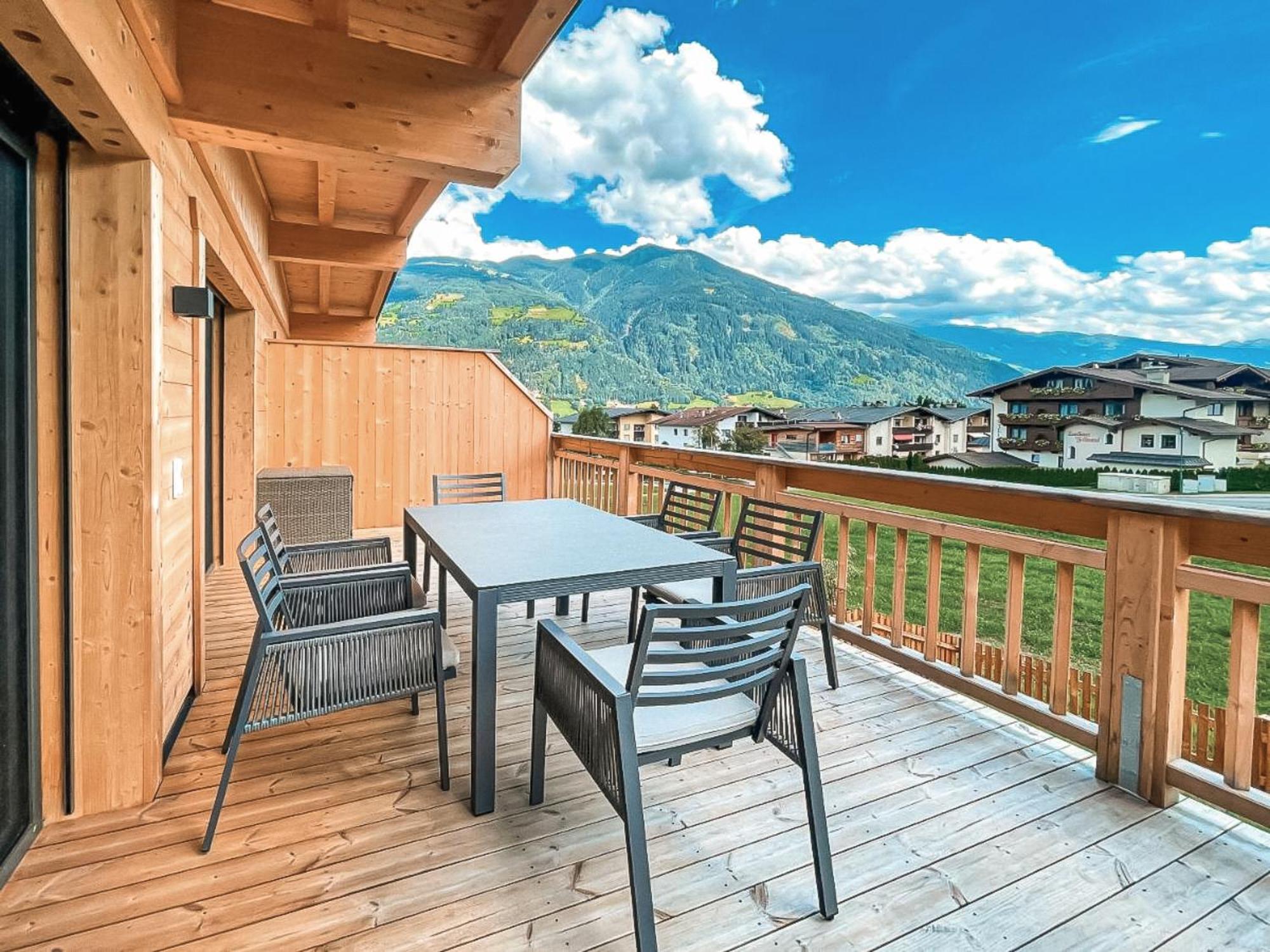 Zillerheart - Balcony Und Car Park By Alpenluxus Appartements Fügen Εξωτερικό φωτογραφία